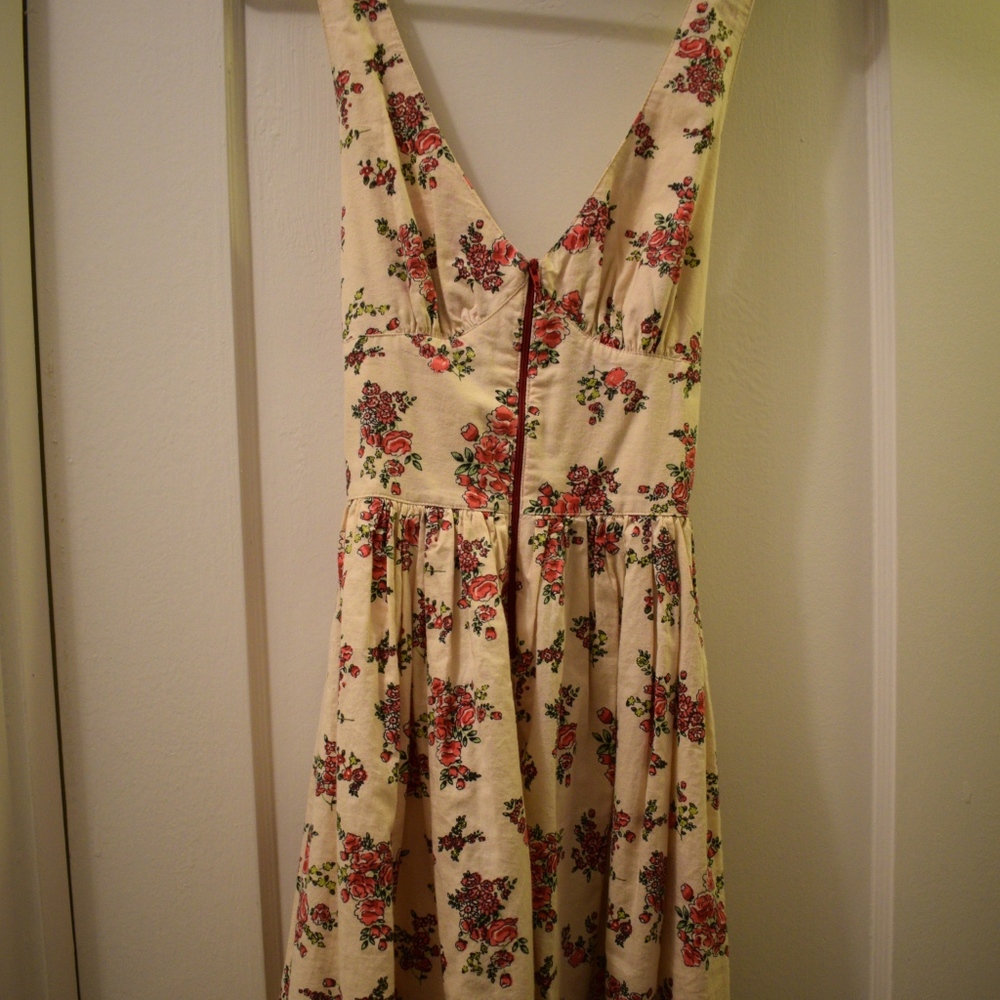 Front zip floral summer dress